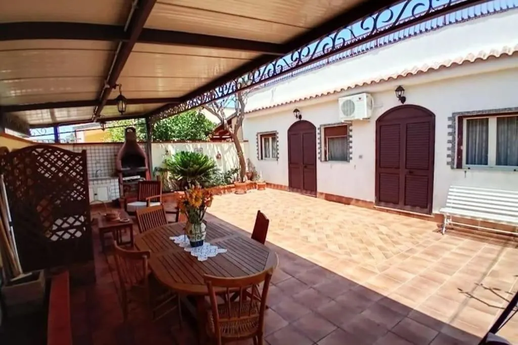 Villa Rosetta Vacanze Al Mare contacts